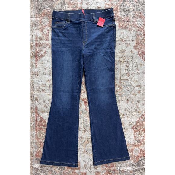 Spanx Flare Jeans Midnight Shade Womens Size XL Pull On Pants Stretch NWT - Picture 2 of 8